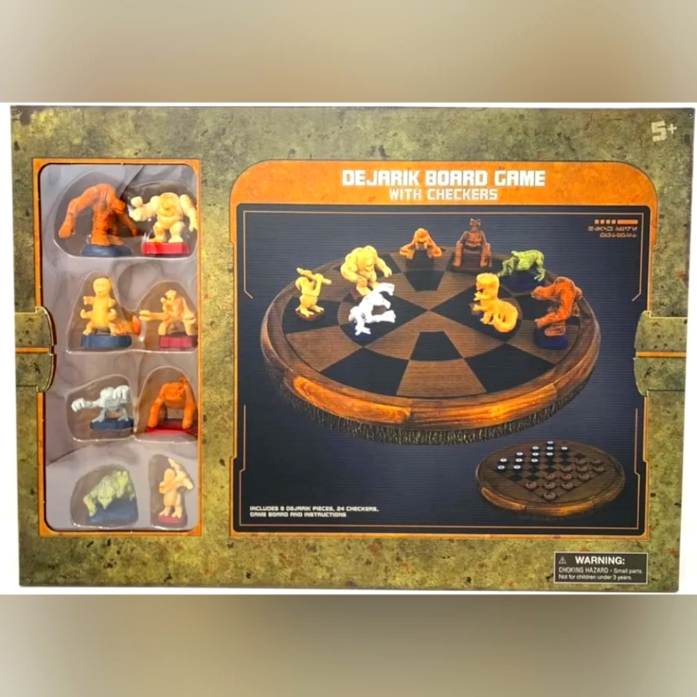 RARE! Star Wars Galaxies Edge Dejarik double Board game and checkers set!